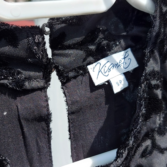 Halter Style Black Flocked Floral Tank - Picture 5 of 7